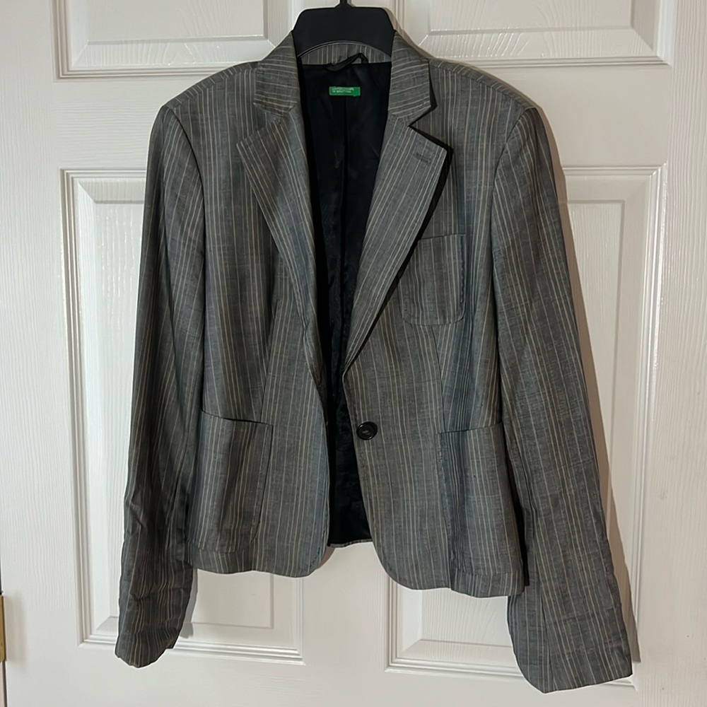 United Colors of Benetton Gray Striped Fitted Blazer Single Button, Sz EU 44‎